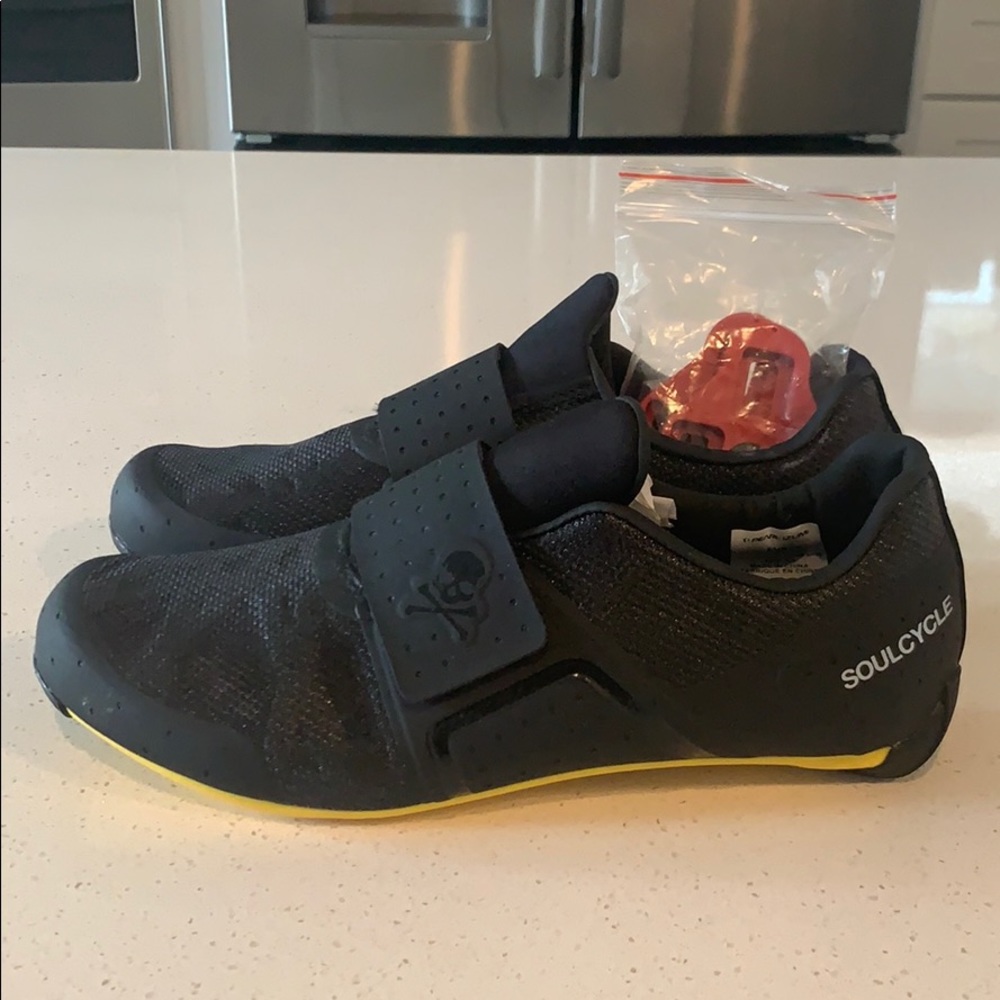 SoulCycle spin shoes with clips